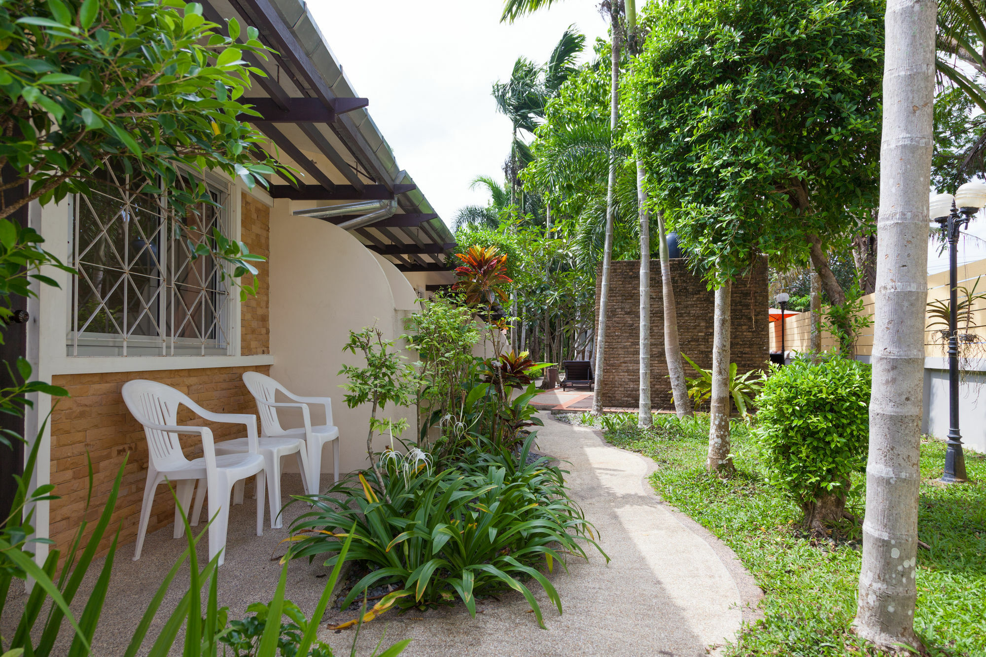 Bangtao Kanita House Банг Тао Бийч Екстериор снимка